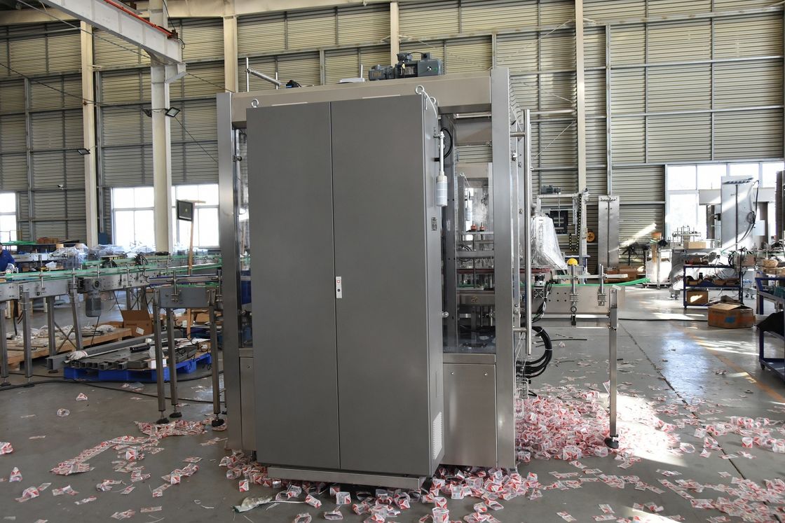 Fully Automatic High Speed Shrinking Sleeve Labeling Machine 72000BPH For Wahaha Group's Square PET Bottle Beverage Production Line