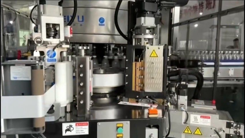 42,000 Bottles Per Hour High-speed OPP Hot Melt Labeler For Bottled Water Production Line At Customer Site