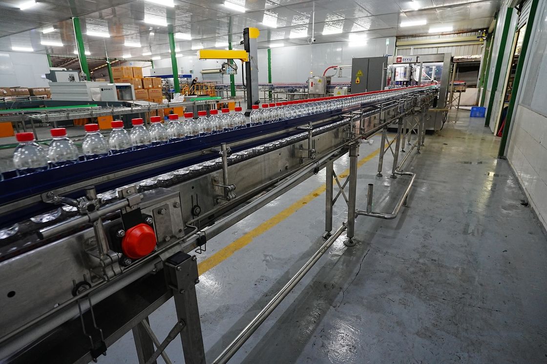 Dynamic Buffer Platform Conveyor Line For 24000BPH Bottled Water Production Line