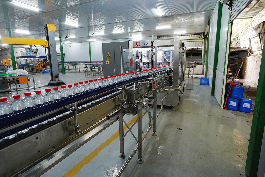 Dynamic Buffer Platform Conveyor Line For 24000BPH Bottled Water Production Line