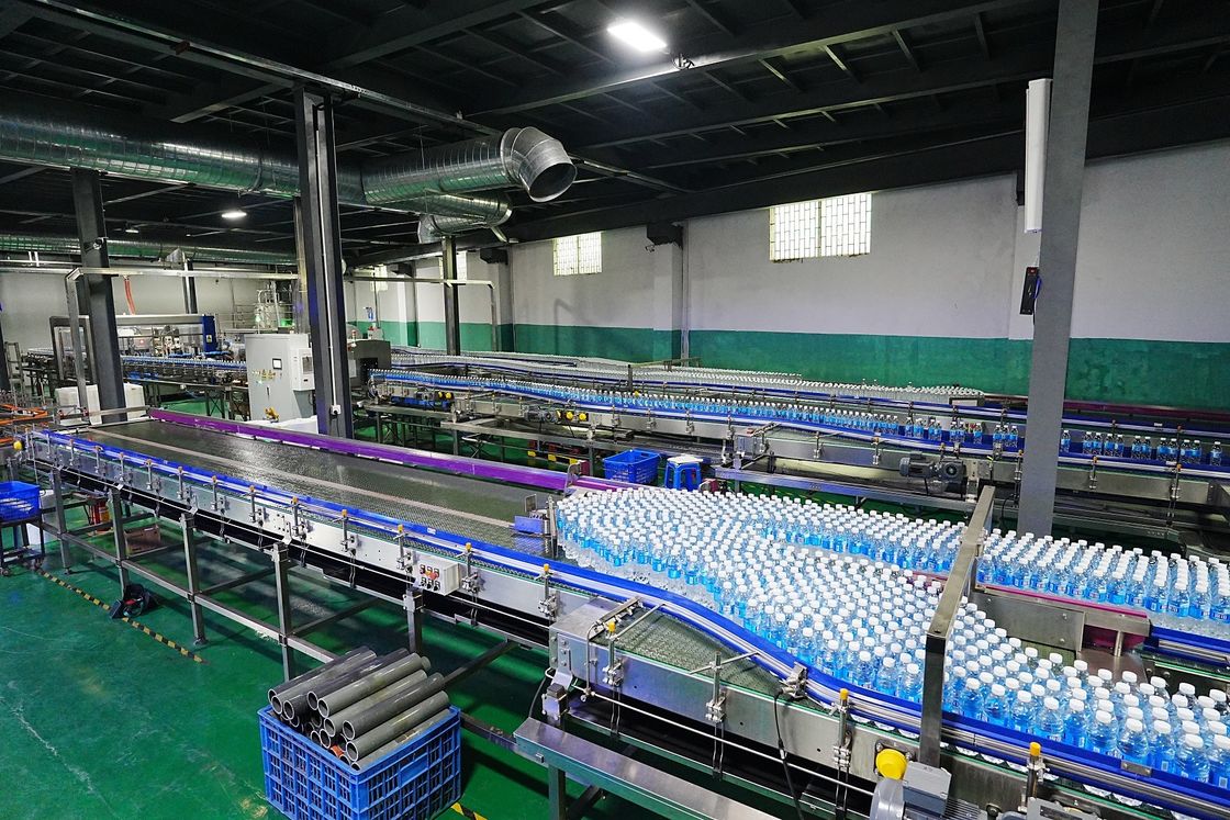 Dynamic Buffer Platform Conveyor System For 60000BPH Bottled Water Production Line