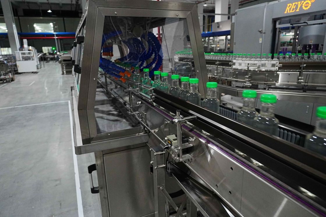 High-Speed Water Blowing Machine For Aseptic Beverage Lines 18,000-24,000 BPH  Customizable