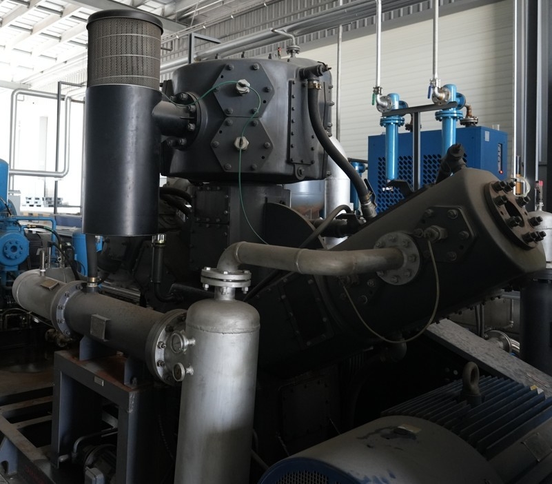 Advanced Water Chiller PET Bottle Preform Manufacturing Equipment For PET Preform Injection Molding Systems