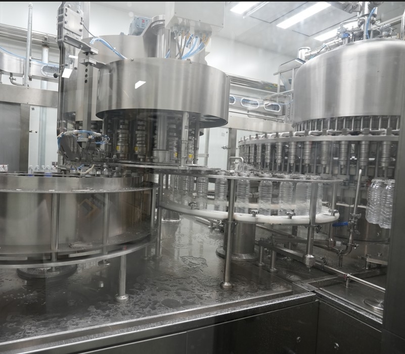 High-Speed 24,000 BPH Bottled Water Filling Machine Precision & Efficiency for Modern Bottling Plants