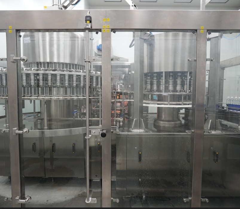 High-Speed 36,000 BPH PET Bottle Filler Precision & Efficiency for Modern Bottling Plants