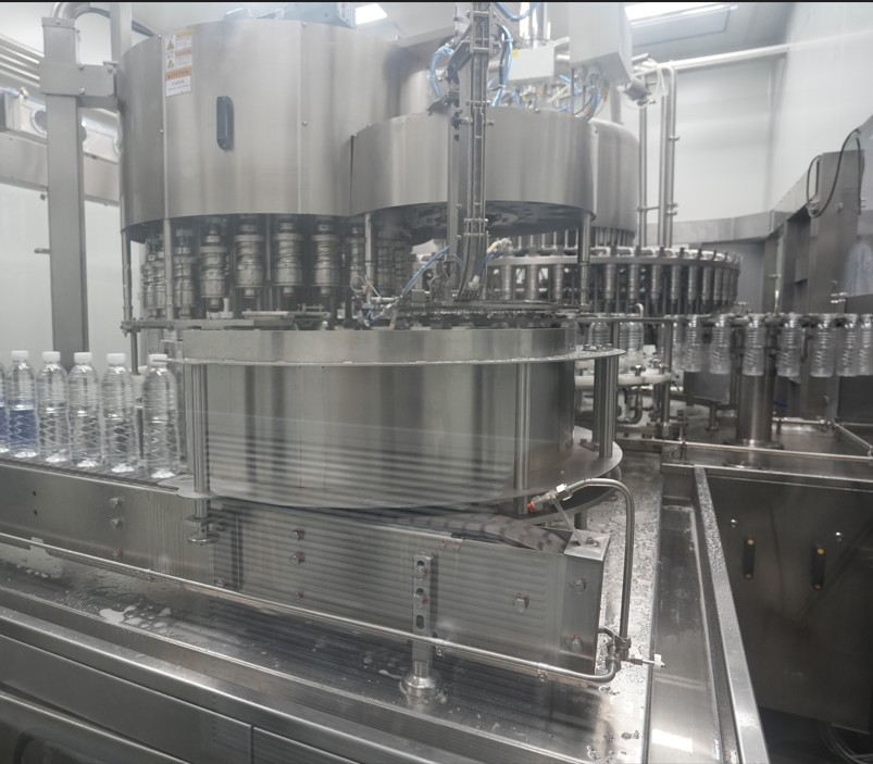 High-Speed Capping Machine for 26,000 BPH Bottled Water Production Lines