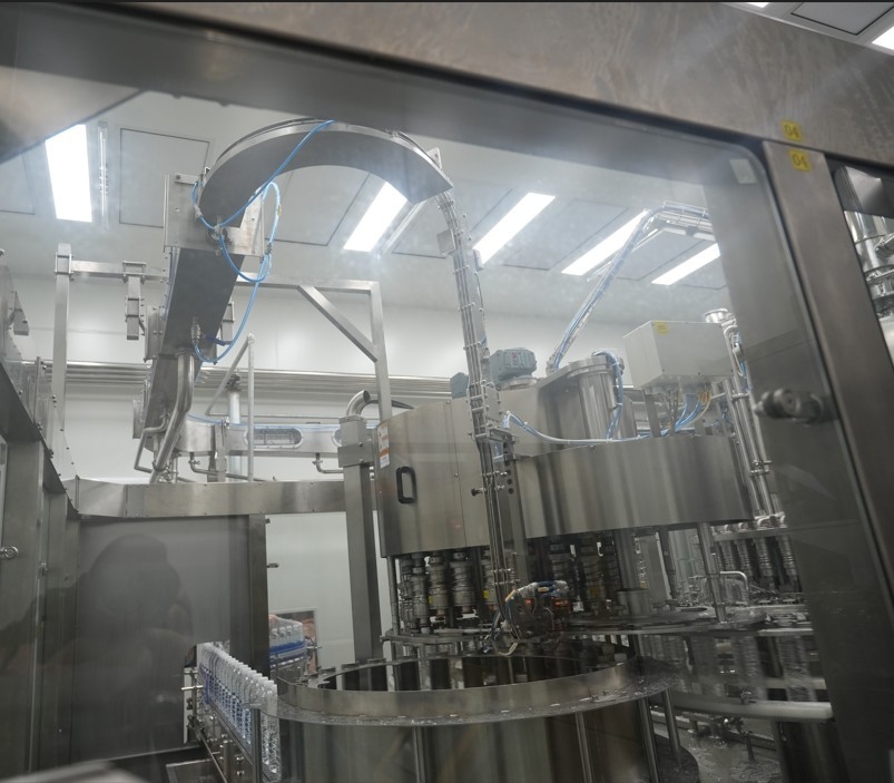 High-speed Rotary Cap Washer For Bottling Line For 60,000 BPH Bottled Water Production Lines