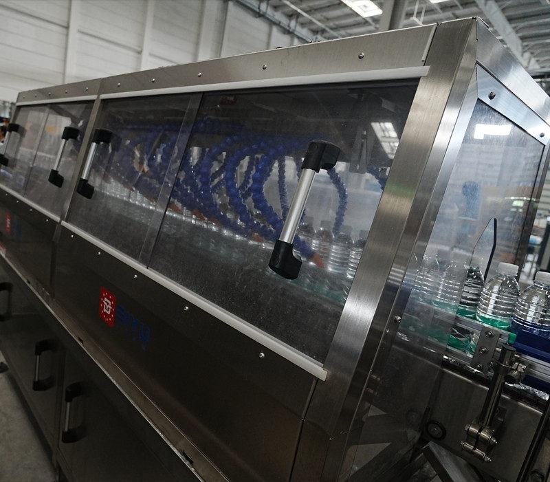 Bottle Blow-Off System For 42,000 Bottled Pure Water Production Line