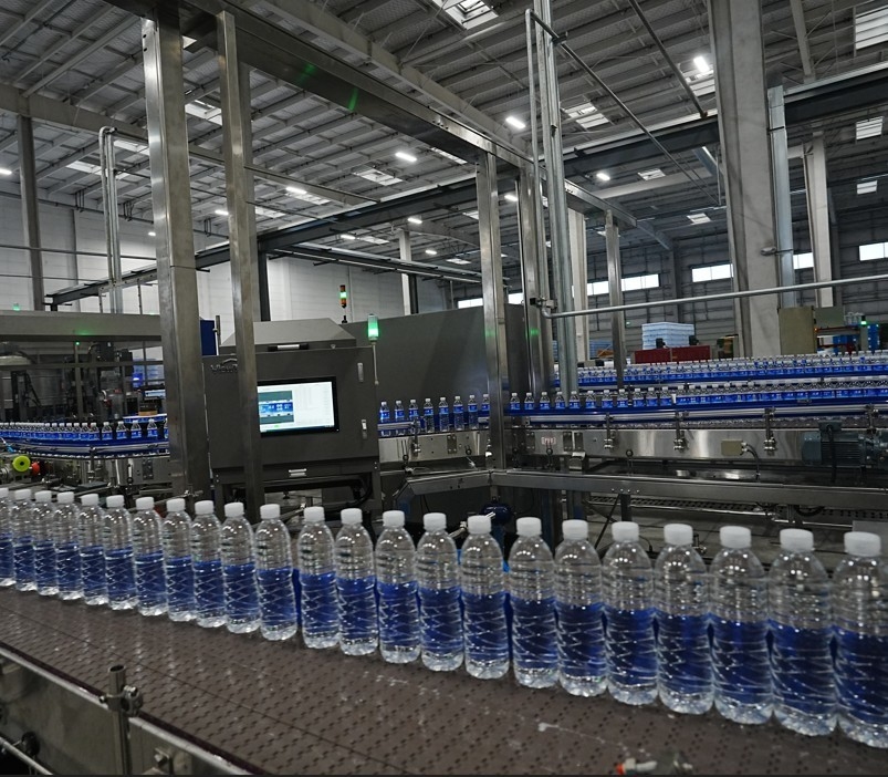 Adjustable Bottle Buffer For 42,000 BPH Bottled Water Production Efficient Flexible