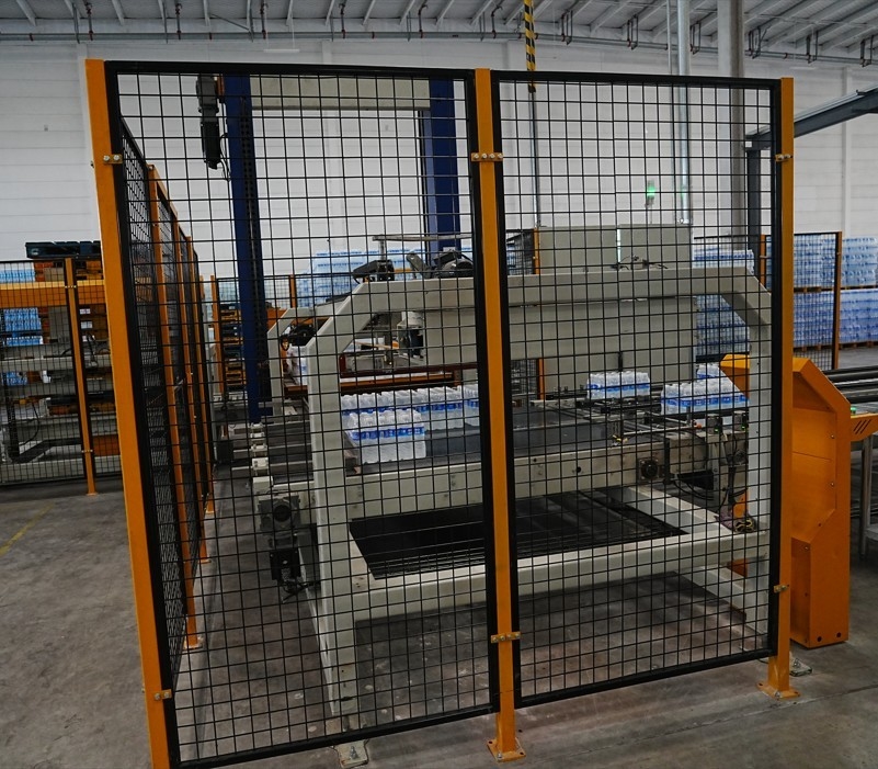 Customizable Gantry Palletizer For 42,000 BPH Bottled Water Production Line High Efficiency