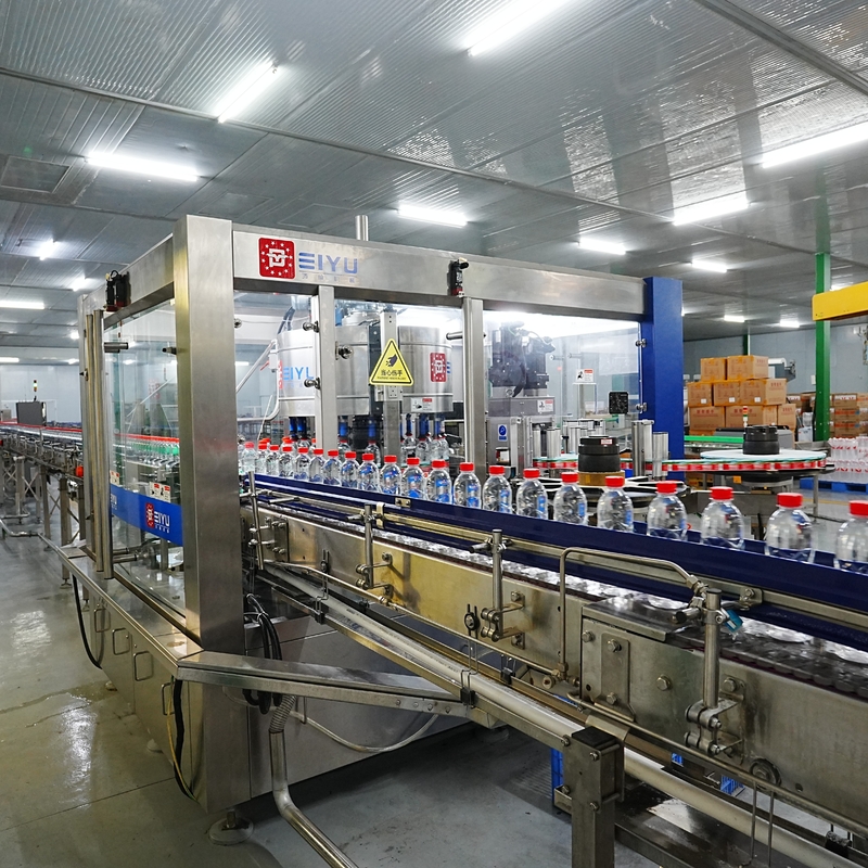 24000BPH Hot Melt Glue Labeler Machine Adhesive Labeling Machine With Multi Roll Feeding System