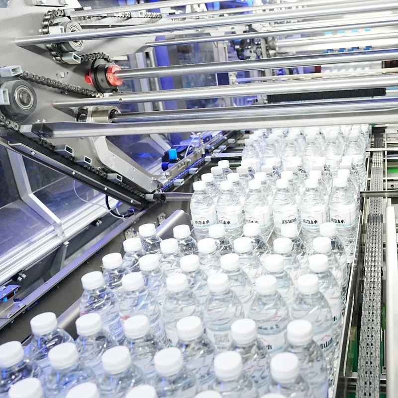 42,000 Bph Full Automatic Bottle Water Packaging Machine with 100-2000ml Capacity and 6000-72000bph Production Line