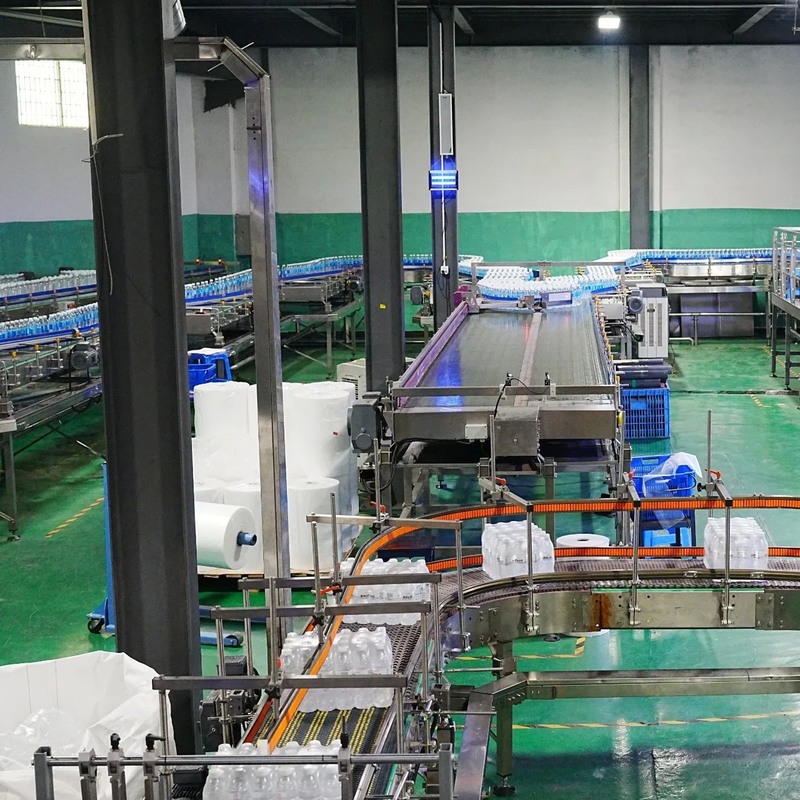 10,000 Bph Full Automatic PE Bottled Water Production Line with 100-2000ml Capacity and 6000-72000bph Output