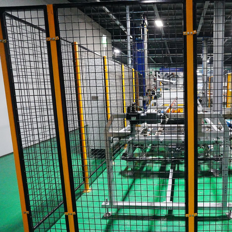 26,000 Bph Salty Soda End of Line Packaging Machine with Mildew Proof Packaging for Beverage Production