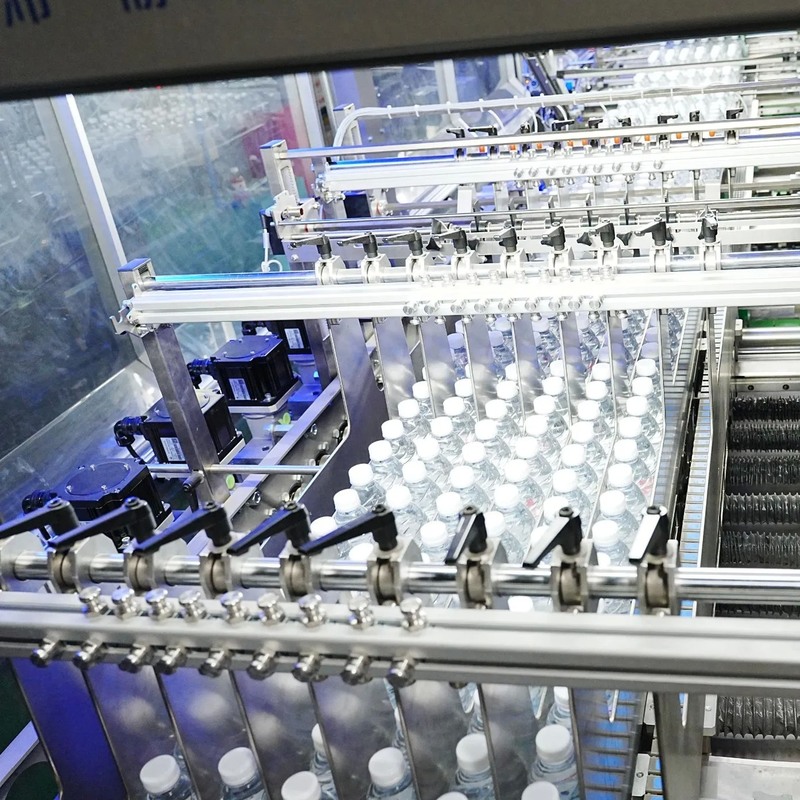 30,000 BPH Full Automatic Bottled Water Production Line with Mildew Proof Packaging and 1000 Sets/Year Capacity