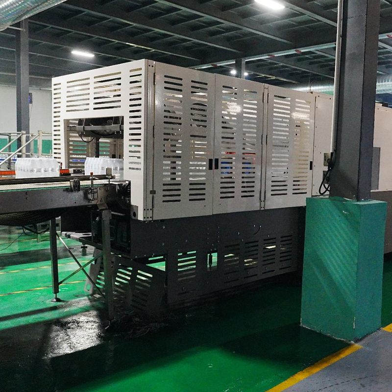 16,000 BPH Full Automatic Bottled Water Production Line with Gravity Filling for 338ml, 542ml, 1.35L, 4*6 Packaging