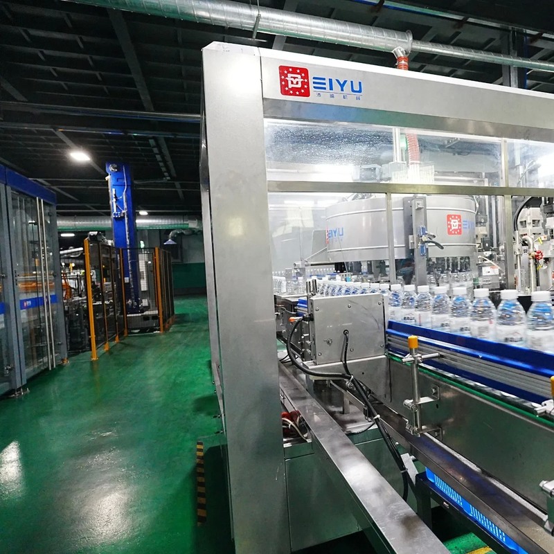 45,000bph Salty Soda Production Line with Film Packing for 338ml, 542ml, 1.35L, 4*6 Bottles