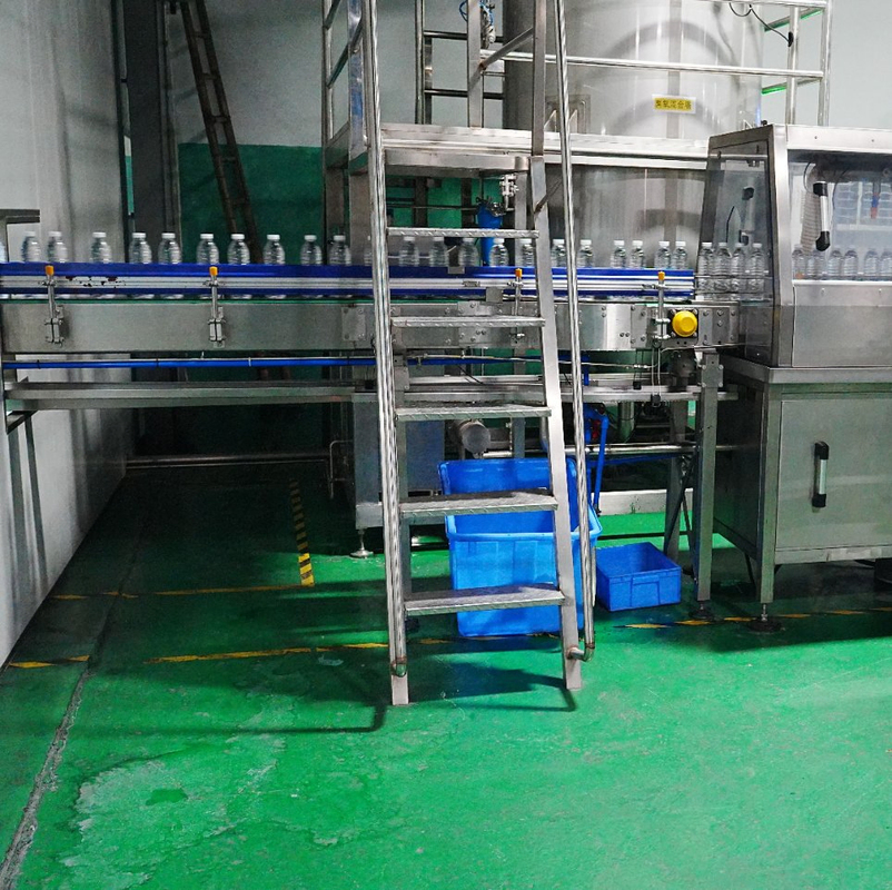 4000 Bph Gallon Water Labeling Machine for Bottle Water Packaging with 6000-72000bph Capacity