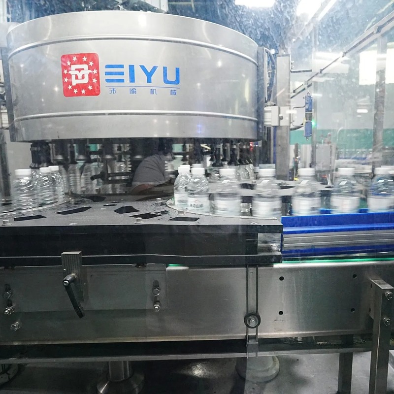 Automatic Hot Melt Glue Labeler with 6000BPH-72000BPH Speed and Stainless Steel 304 Construction for Customized Applications