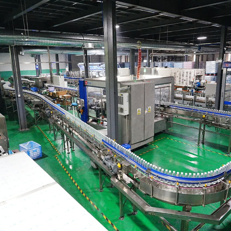 Automatic Hot Melt Glue Labeler with Wide Application for 6000BPH-72000BPH Speed and 380V 50Hz Power