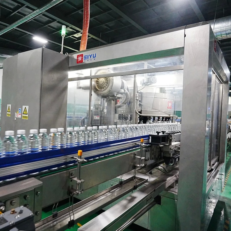 28000bph High Speed Hot Melt Glue Labeling Machine for Square Flat and Round Bottles