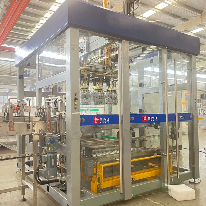 High-Speed Hot Melt Labeller for PET Bottles with Siemens PLC and Pneumatic Lifting Structure 24000-60000BPH