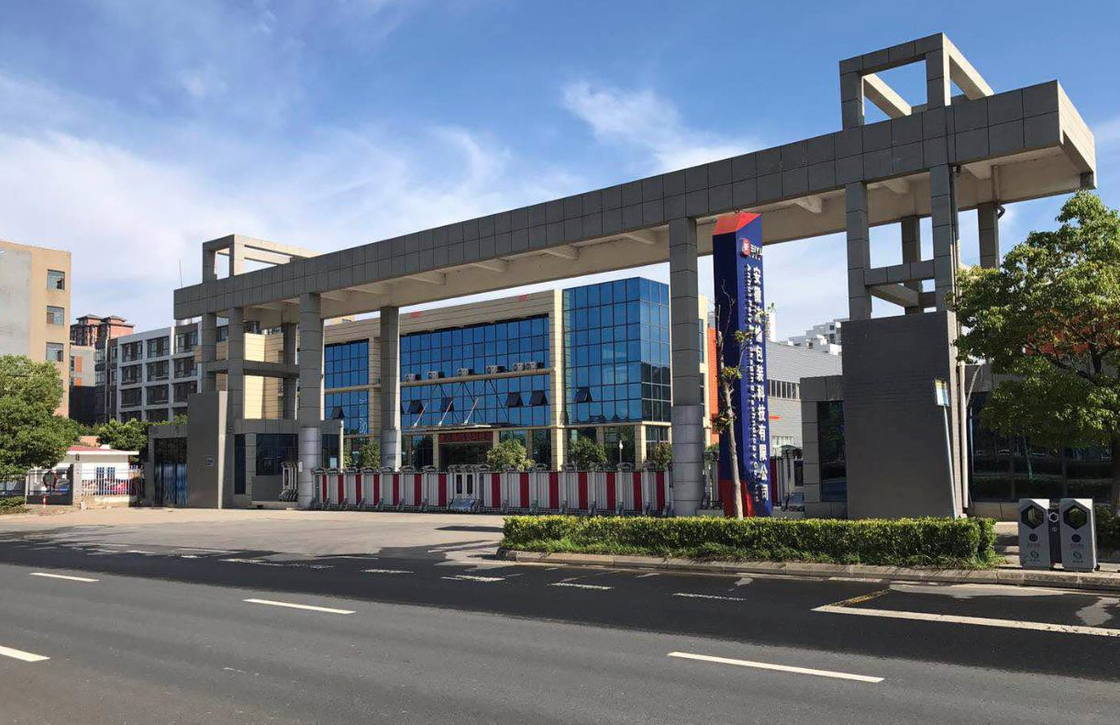 Automatic Shrink Wrapping Machine with 30BPM Speed and 1050mm Conveyor Altitude for 100 Sets/Year Production