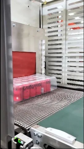 Automatic Shrink Wrapper with Less Than 40KW Consumption and 200ºC Heating Temperature for Efficient Packaging