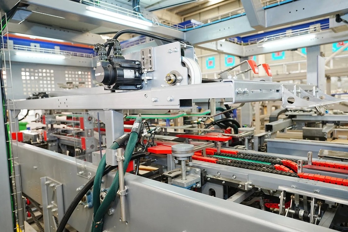 30 Packs Per Minute Fully Automatic Wrap Around Case Packer with 380V 50Hz Power for Beverage and Food Packaging