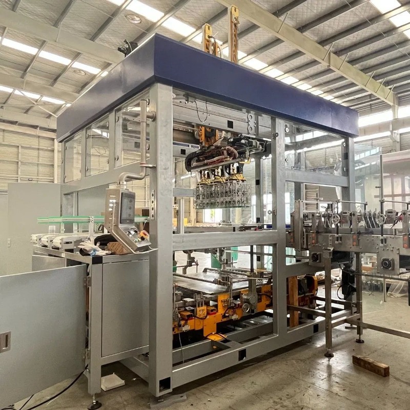 High-Speed 12000-36000 bottles/Hour Wrap Around Case Packer with Siemens PLC and Pneumatic Lifting Structure