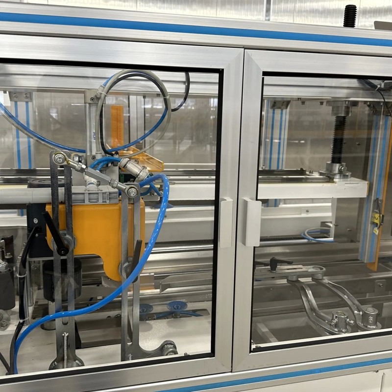 Fully Automatic Vacuum Packing Machine with Rustproof Packaging for Versatile Applications in Bottle and Canned Food Packaging