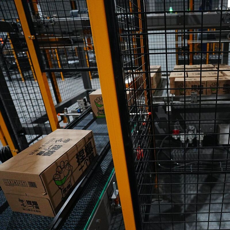 Linia produkcyjna do produkcji napoju z mleka orzechowego w pojedynczym pomieszczeniu 14000 bph Urządzenia do przetwarzania napojów z mleka migdałowego