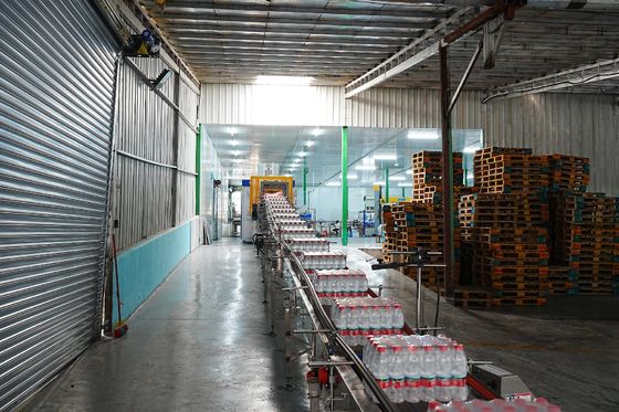 Case Conveyor System Carton Conveyor System Box Conveyor System For 24000BPH Bottled Water Production Line