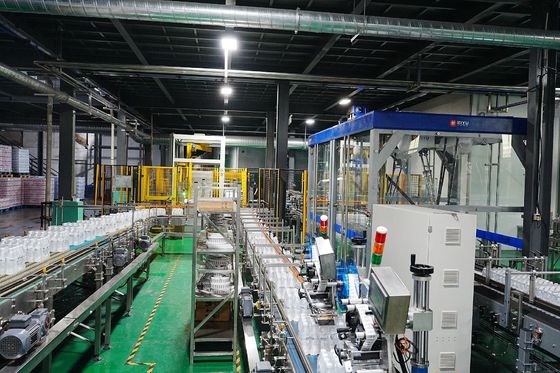 Marshalling Station And Single Column Palletizer For 48000BPH Bottled Water Production Line